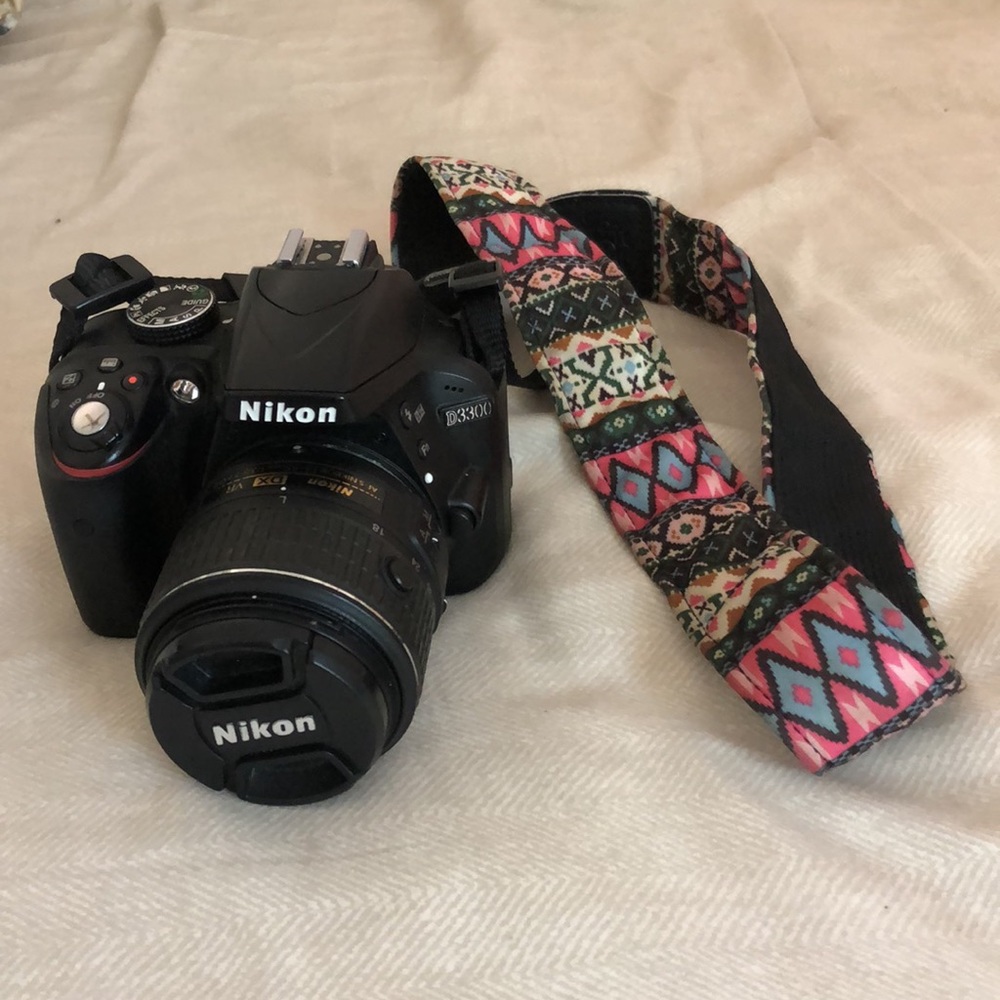 NIKON D3300 with 18-55mm lens, cap + colorful strap included!